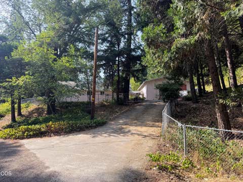 Tiny photo for 5010 Griffin Creek Road, Medford, OR 97501 (MLS # 220227103)