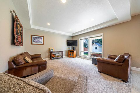 Tiny photo for 4584 Wolf Run Drive, Medford, OR 97504 (MLS # 220212562)