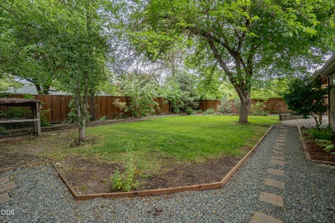 Tiny photo for 135 S Keene Way Drive, Medford, OR 97504 (MLS # 220222610)