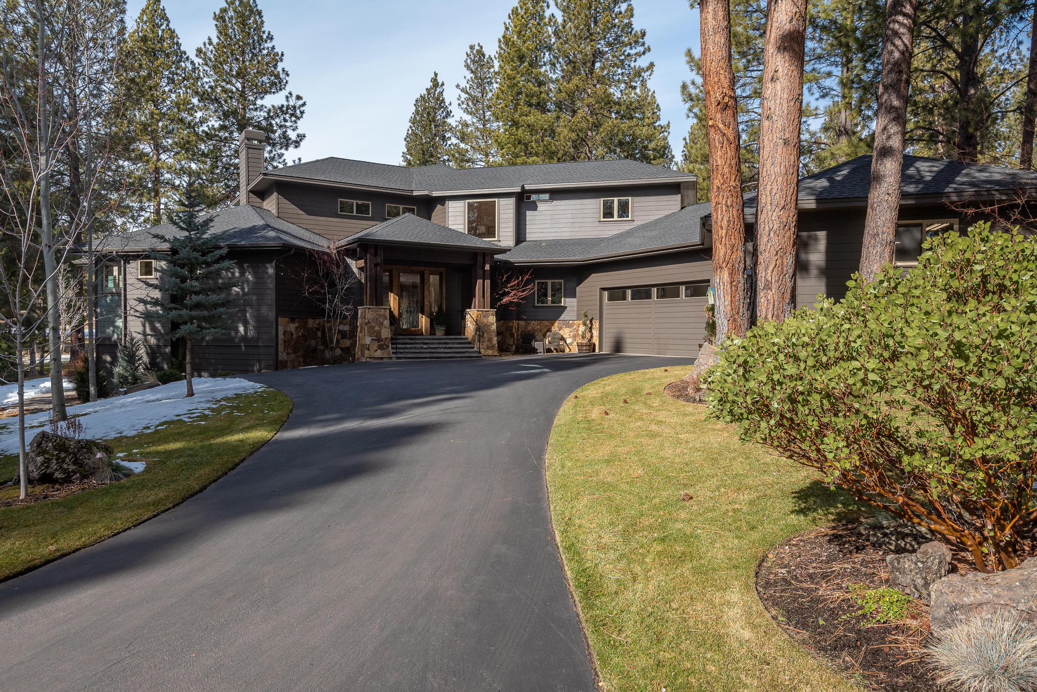 7th Mtn Golf Village - Residential