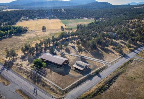 Tiny photo for 7140 Jake Road, Klamath Falls, OR 97601 (MLS # 220211995)