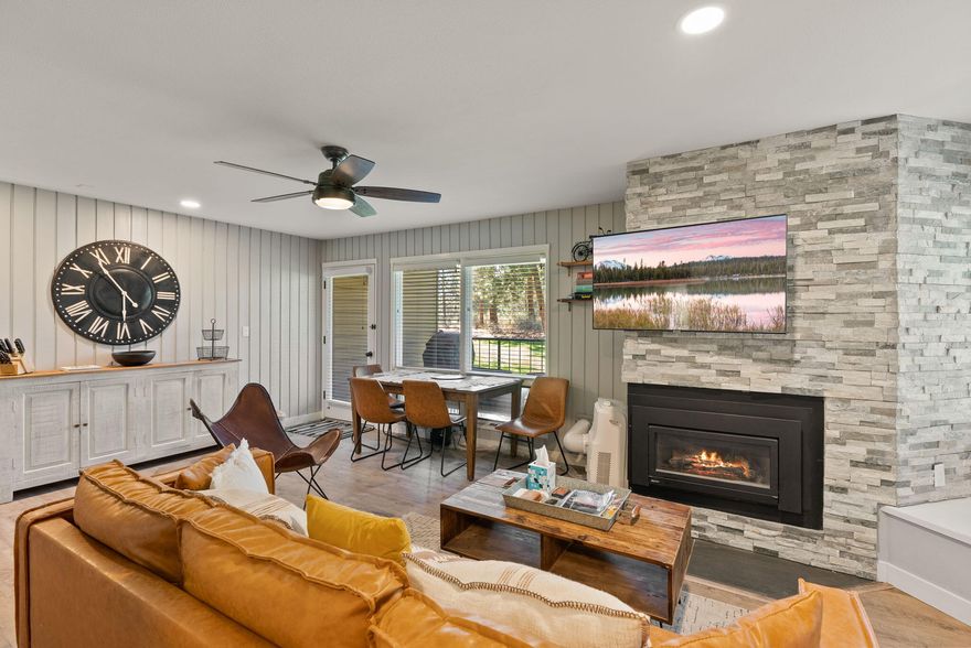 Discover this charming ground-floor, single-level Ski House III condo in Mt. Bachelor Village—an ideal retreat for Bend living. This fully furnished end-unit condo is perfect as a rental, vacation home, personal residence—or all three, this condo provides excellent flexibility with short-term rentals allowed. Step outside to enjoy walking trails along the Deschutes, relax at the community pool and hot tub, or take a short stroll to the Old Mill District's shops, restaurants, and breweries. For adventure seekers, you're only a 20-minute drive to Mt. Bachelor for world-class skiing and mountain fun. HOA includes water/sewer, trash, snow removal and exterior maintenance. This condo checks all the boxes. Bend lifestyle, delivered.