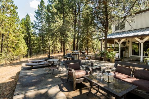 Tiny photo for 15730 Jackpine Road, La Pine, OR 97739 (MLS # 220217154)