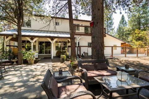 Tiny photo for 15730 Jackpine Road, La Pine, OR 97739 (MLS # 220217154)