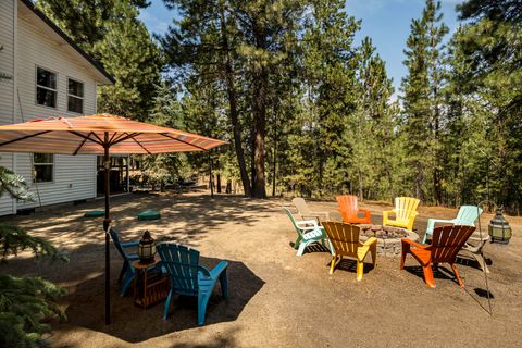 Tiny photo for 15730 Jackpine Road, La Pine, OR 97739 (MLS # 220217154)