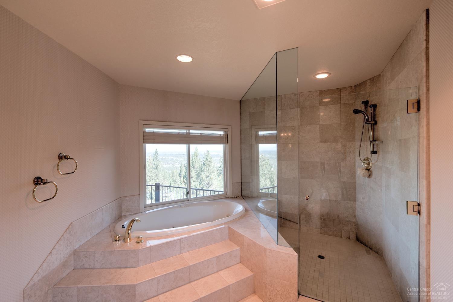 Awbrey Butte - Residential