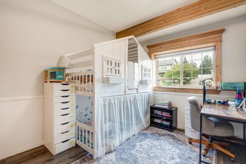 Tiny photo for 3773 SW Timber Avenue, Redmond, OR 97756 (MLS # 220219451)
