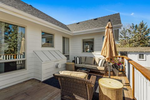 Tiny photo for 3773 SW Timber Avenue, Redmond, OR 97756 (MLS # 220219451)