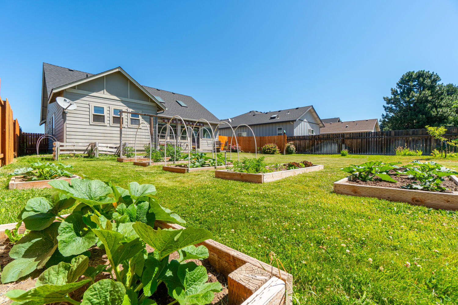 Bella Vista - Residential