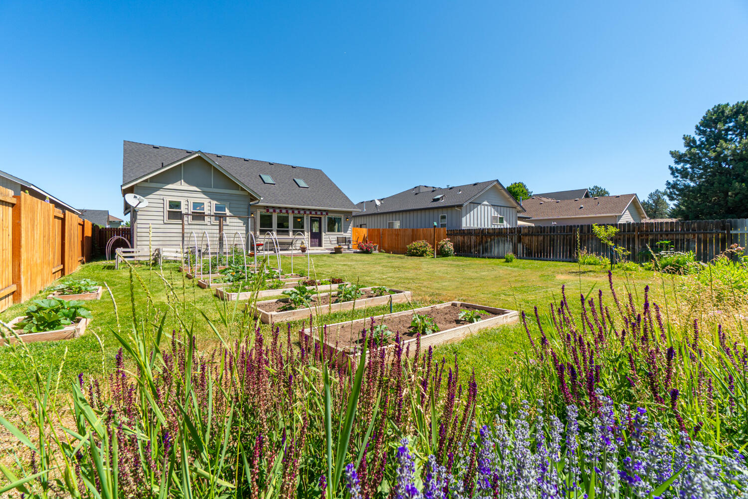 Bella Vista - Residential