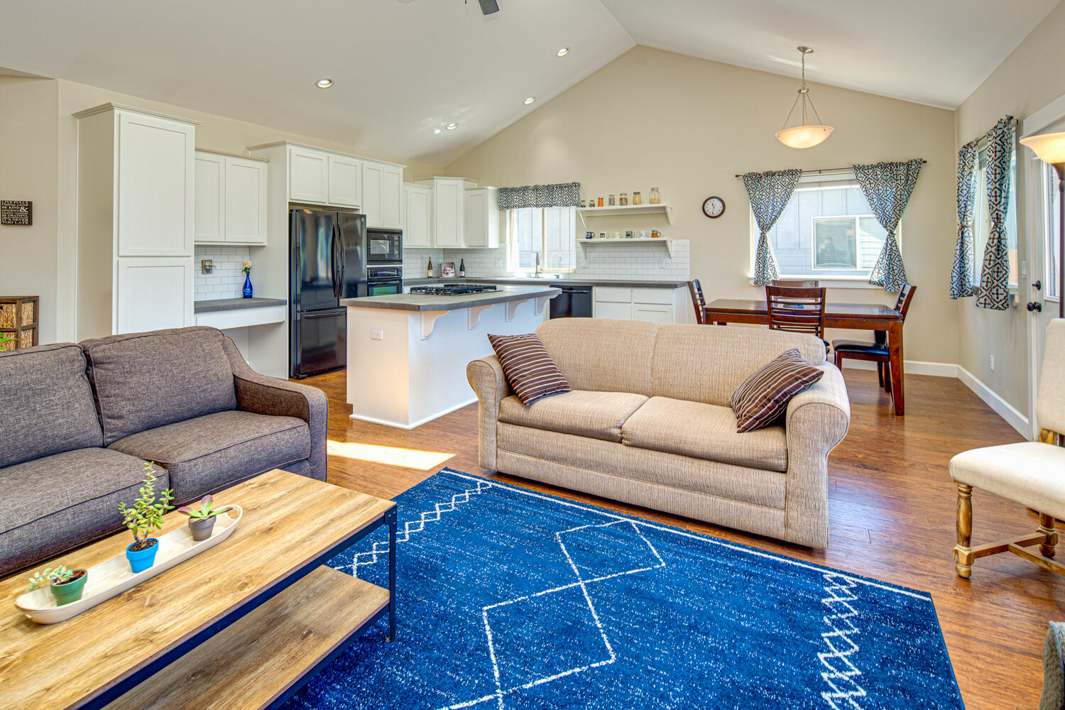 Bella Vista - Residential