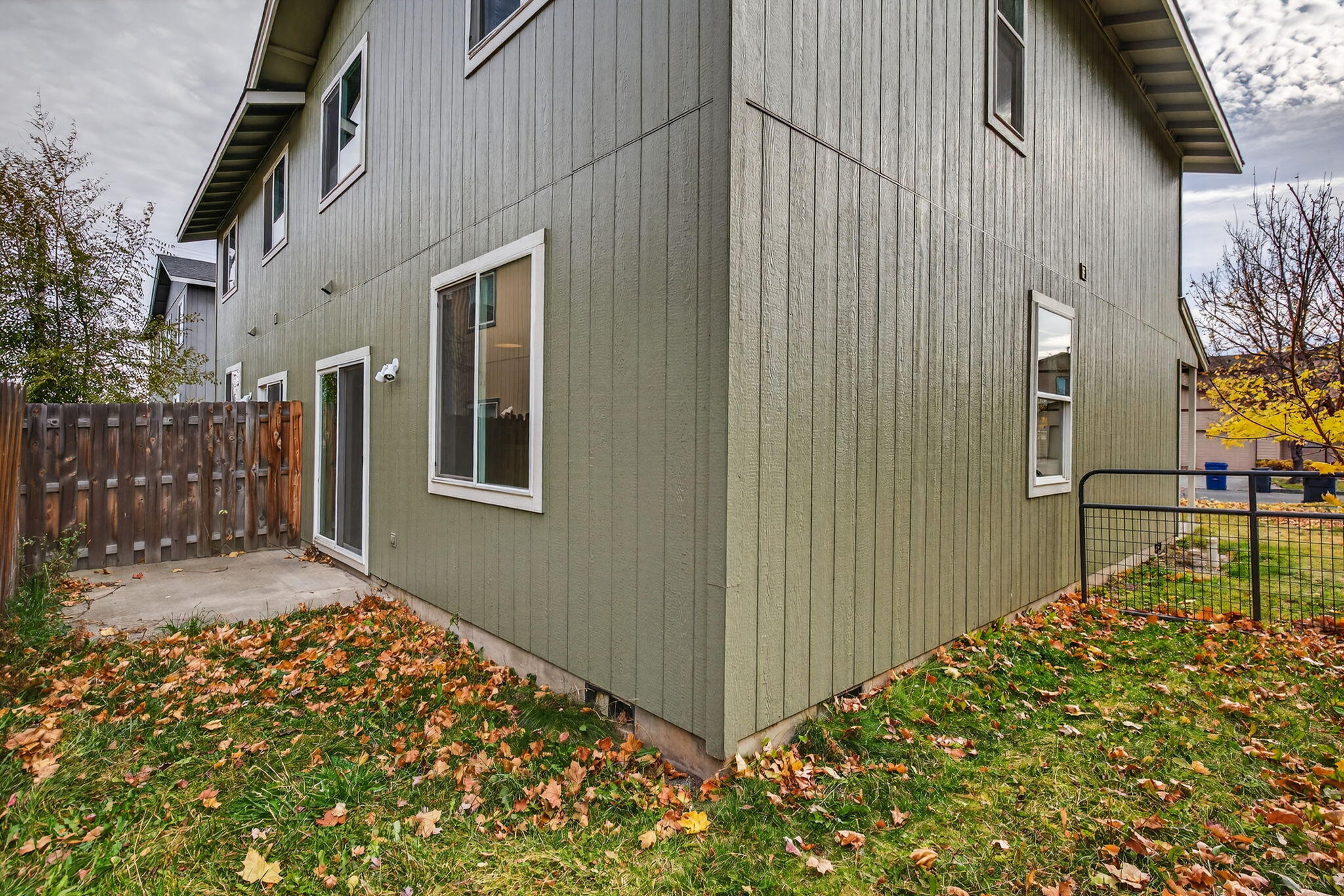 Three Sisters - Residential Income