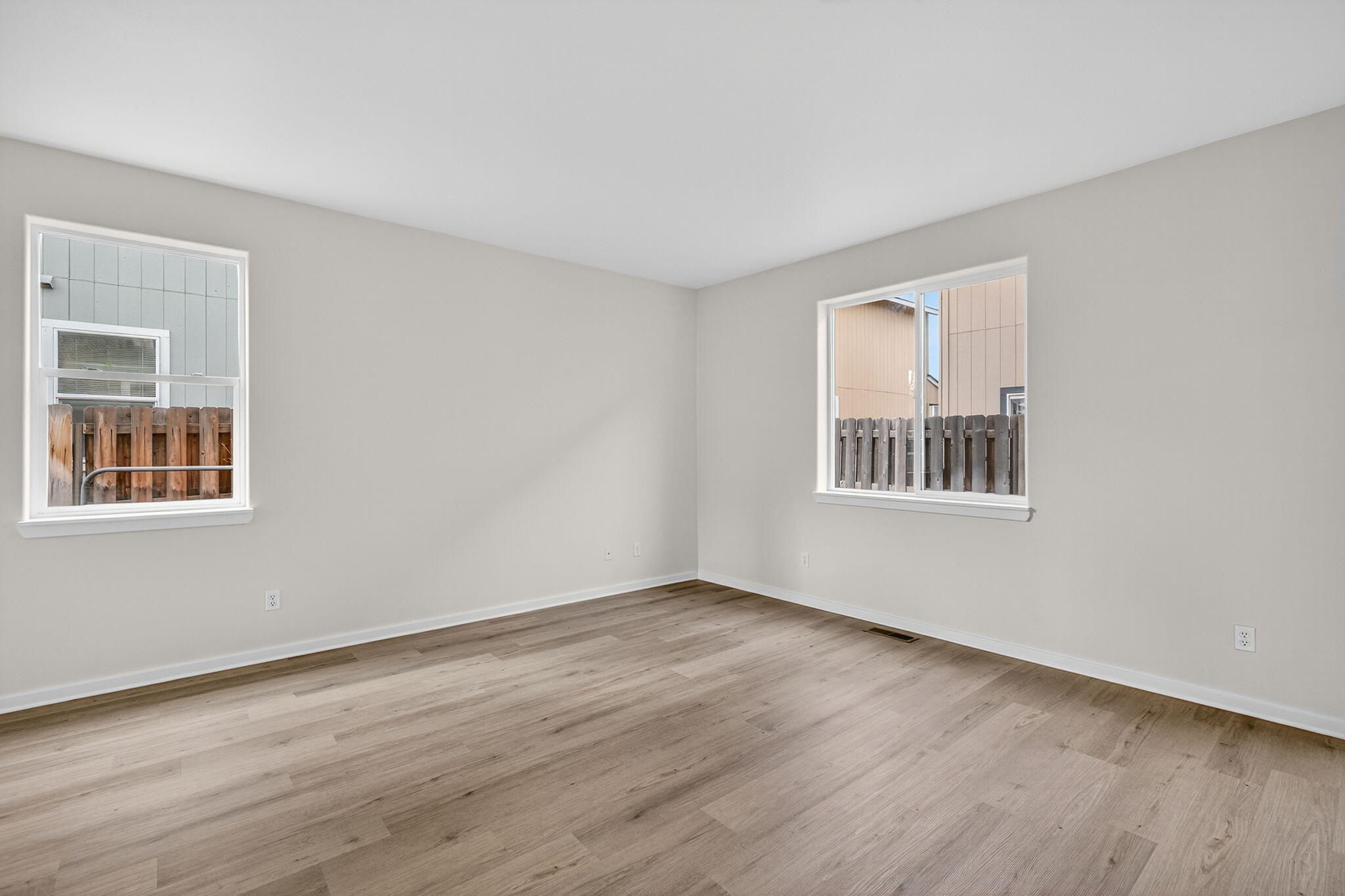 Three Sisters - Residential Income