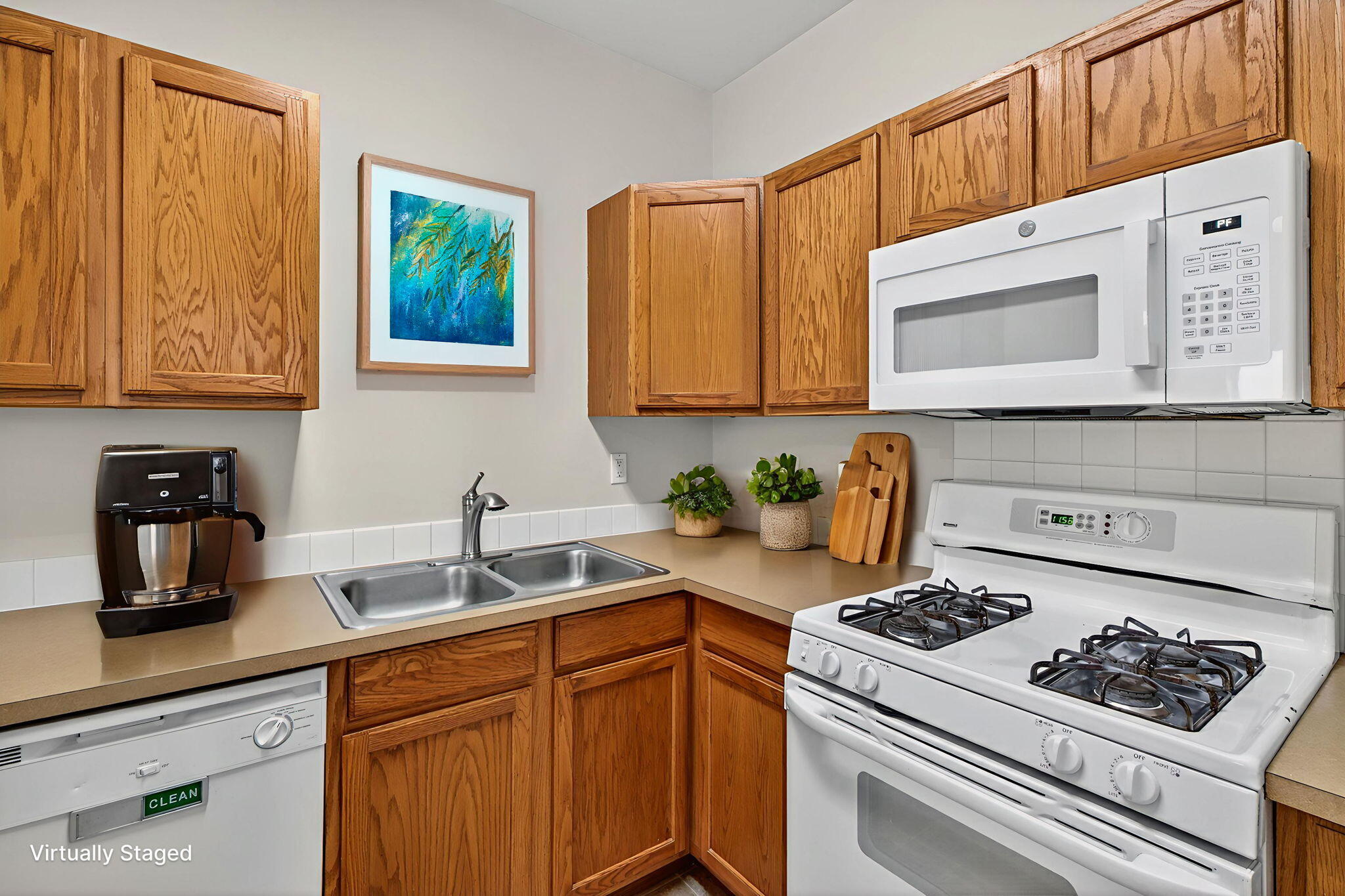 Three Sisters - Residential Income