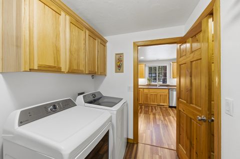 Tiny photo for 52384 Barberry Circle, La Pine, OR 97739 (MLS # 220213313)