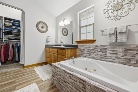 Tiny photo for 52384 Barberry Circle, La Pine, OR 97739 (MLS # 220213313)