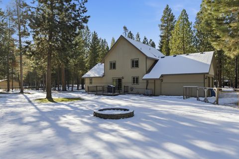 Tiny photo for 52384 Barberry Circle, La Pine, OR 97739 (MLS # 220213313)