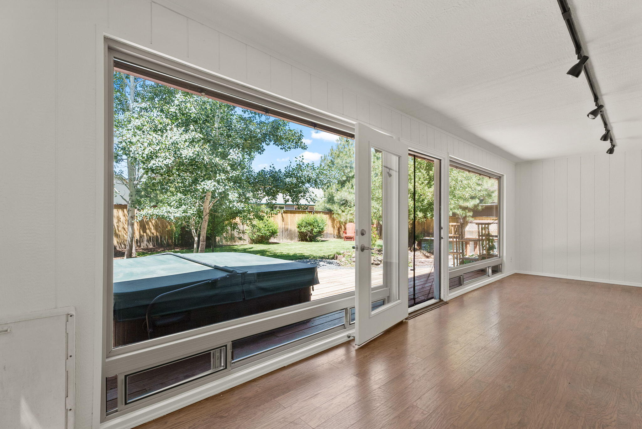 Elkhorn Estates - Residential