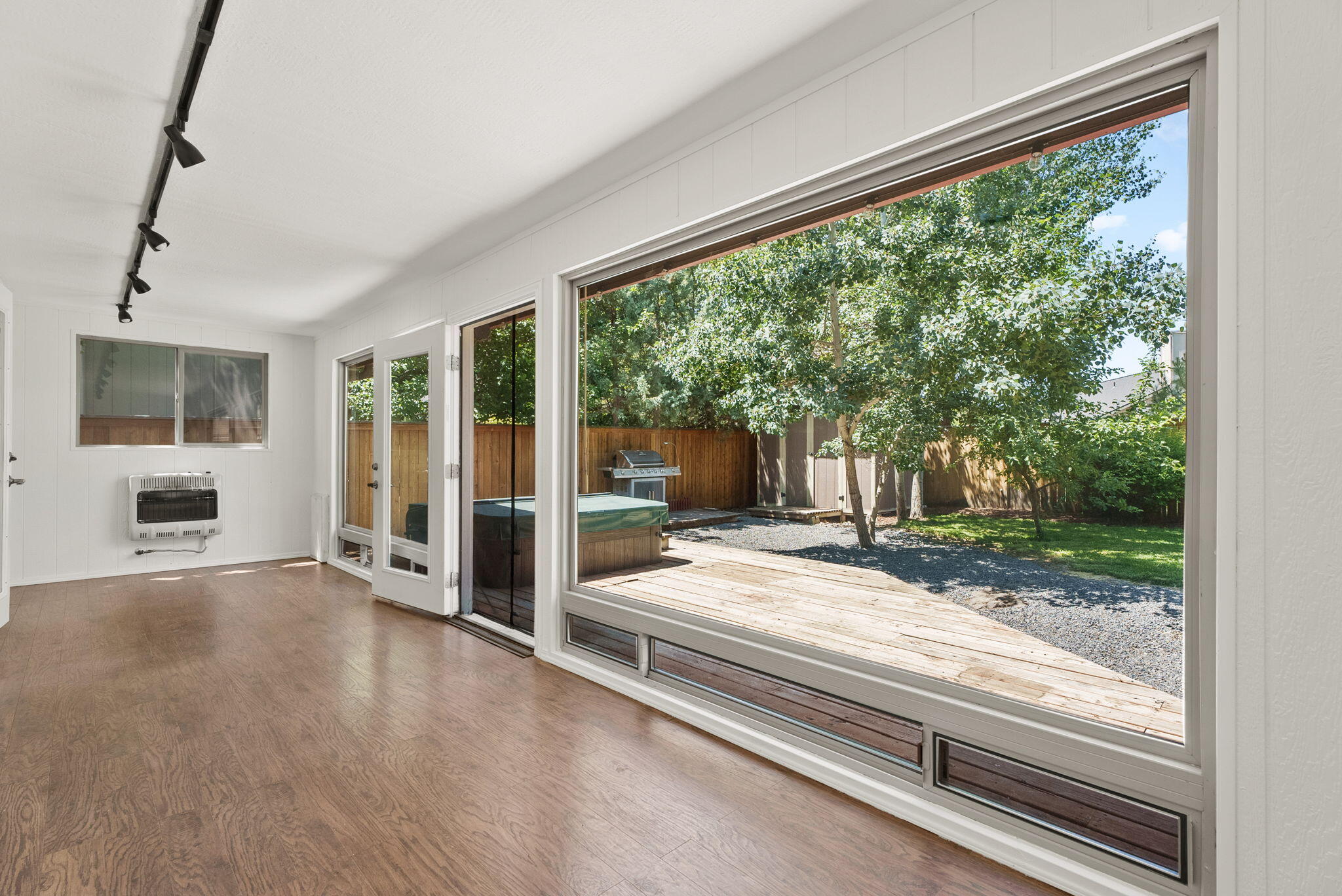 Elkhorn Estates - Residential