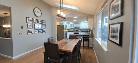 Tiny photo for 164 Peach Street, Klamath Falls, OR 97601 (MLS # 220215475)