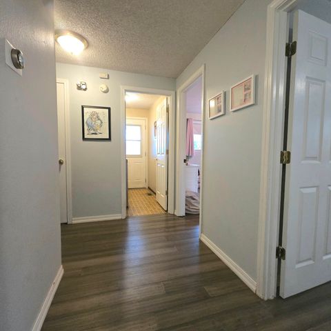 Tiny photo for 164 Peach Street, Klamath Falls, OR 97601 (MLS # 220215475)