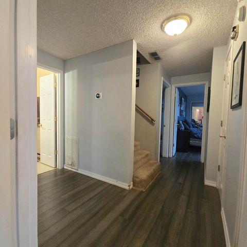 Tiny photo for 164 Peach Street, Klamath Falls, OR 97601 (MLS # 220215475)
