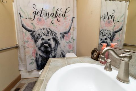 Tiny photo for 14400 Judd Lane, La Pine, OR 97739 (MLS # 220217443)