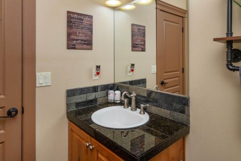 Tiny photo for 14400 Judd Lane, La Pine, OR 97739 (MLS # 220217443)