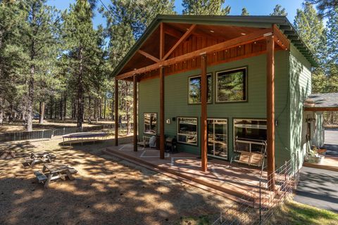 Tiny photo for 14400 Judd Lane, La Pine, OR 97739 (MLS # 220217443)
