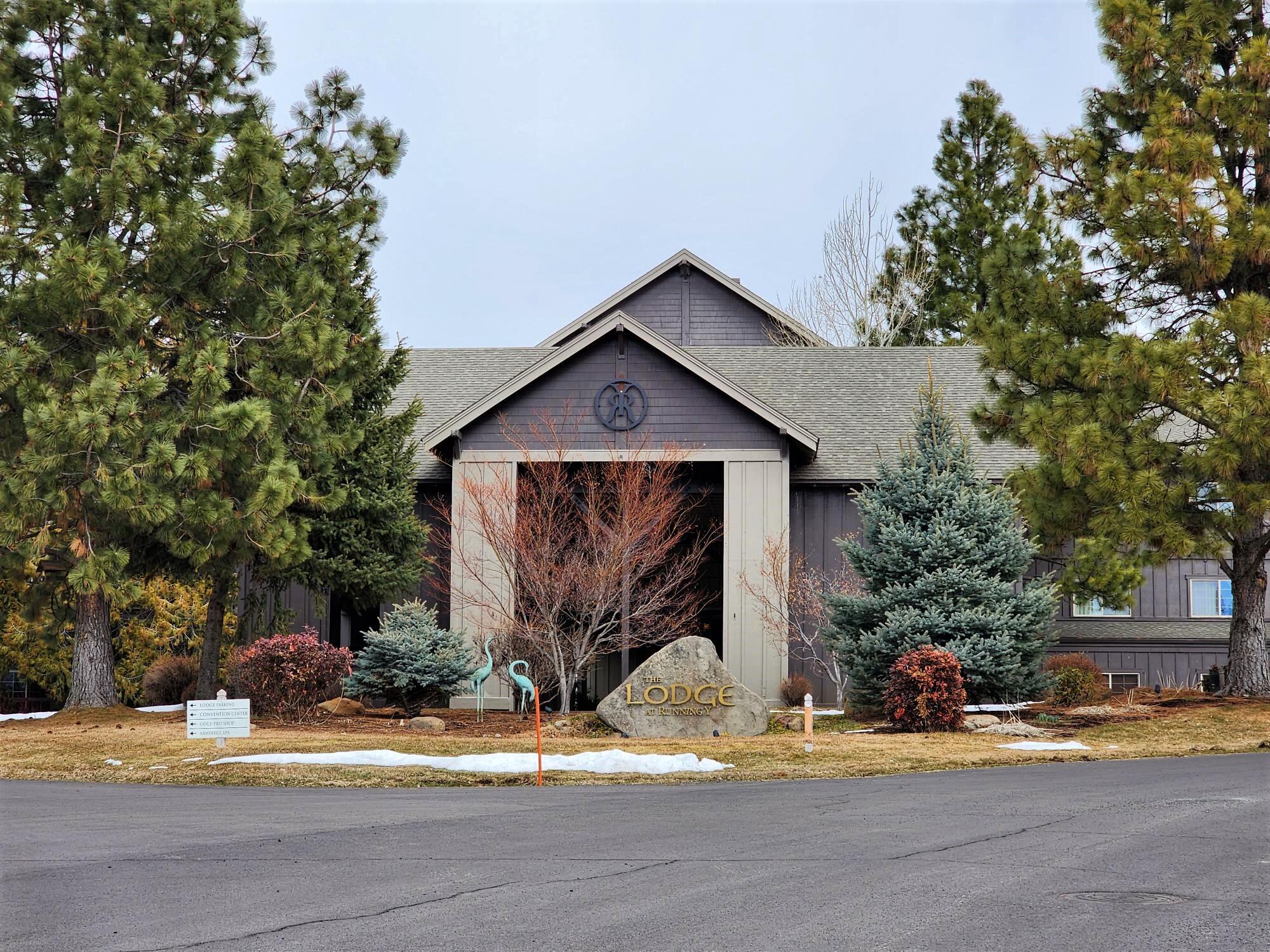 Running YResort - Land