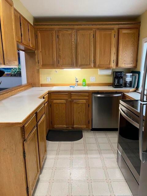 Tiny photo for 522 Van Ness Avenue, Klamath Falls, OR 97601 (MLS # 220213848)