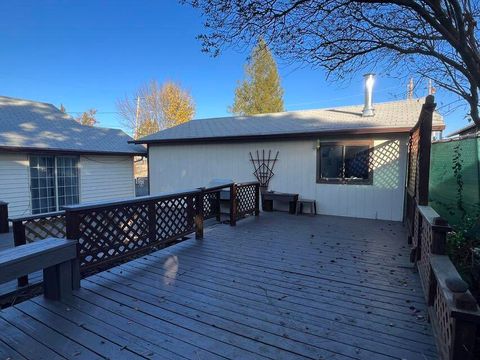 Tiny photo for 522 Van Ness Avenue, Klamath Falls, OR 97601 (MLS # 220213848)