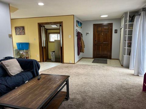 Tiny photo for 522 Van Ness Avenue, Klamath Falls, OR 97601 (MLS # 220213848)