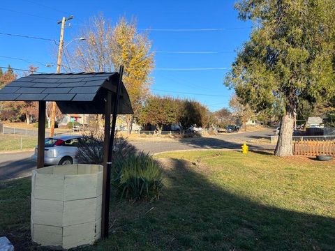 Tiny photo for 522 Van Ness Avenue, Klamath Falls, OR 97601 (MLS # 220213848)