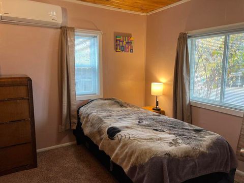 Tiny photo for 522 Van Ness Avenue, Klamath Falls, OR 97601 (MLS # 220213848)