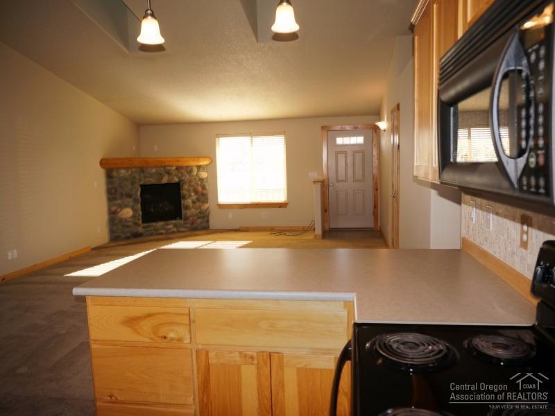 Paulina Peaks - Residential