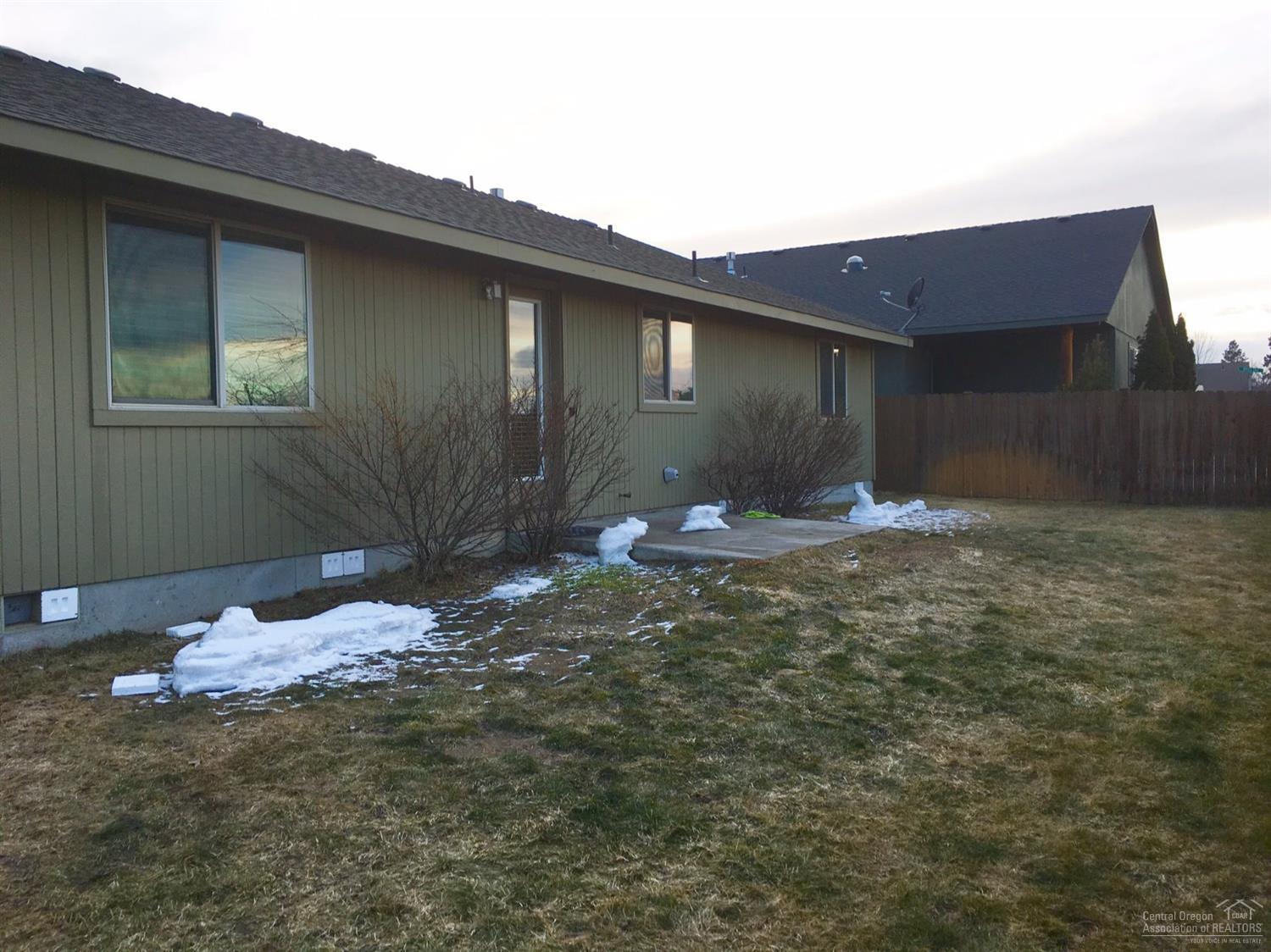 Paulina Peaks - Residential