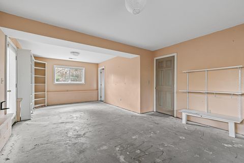 Tiny photo for 612 Chestnut Street, Ashland, OR 97520 (MLS # 220212401)