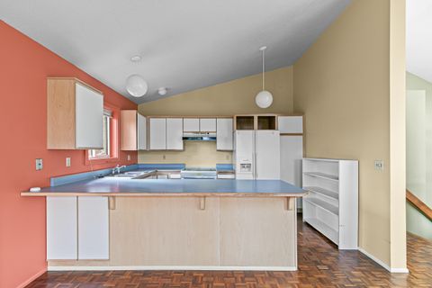 Tiny photo for 612 Chestnut Street, Ashland, OR 97520 (MLS # 220212401)