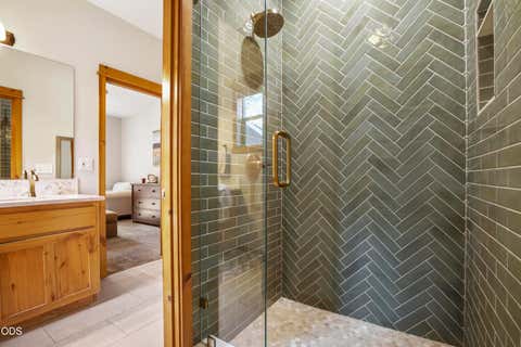 Tiny photo for 60814 Sawtooth Mountain Lane, Bend, OR 97702 (MLS # 220227131)