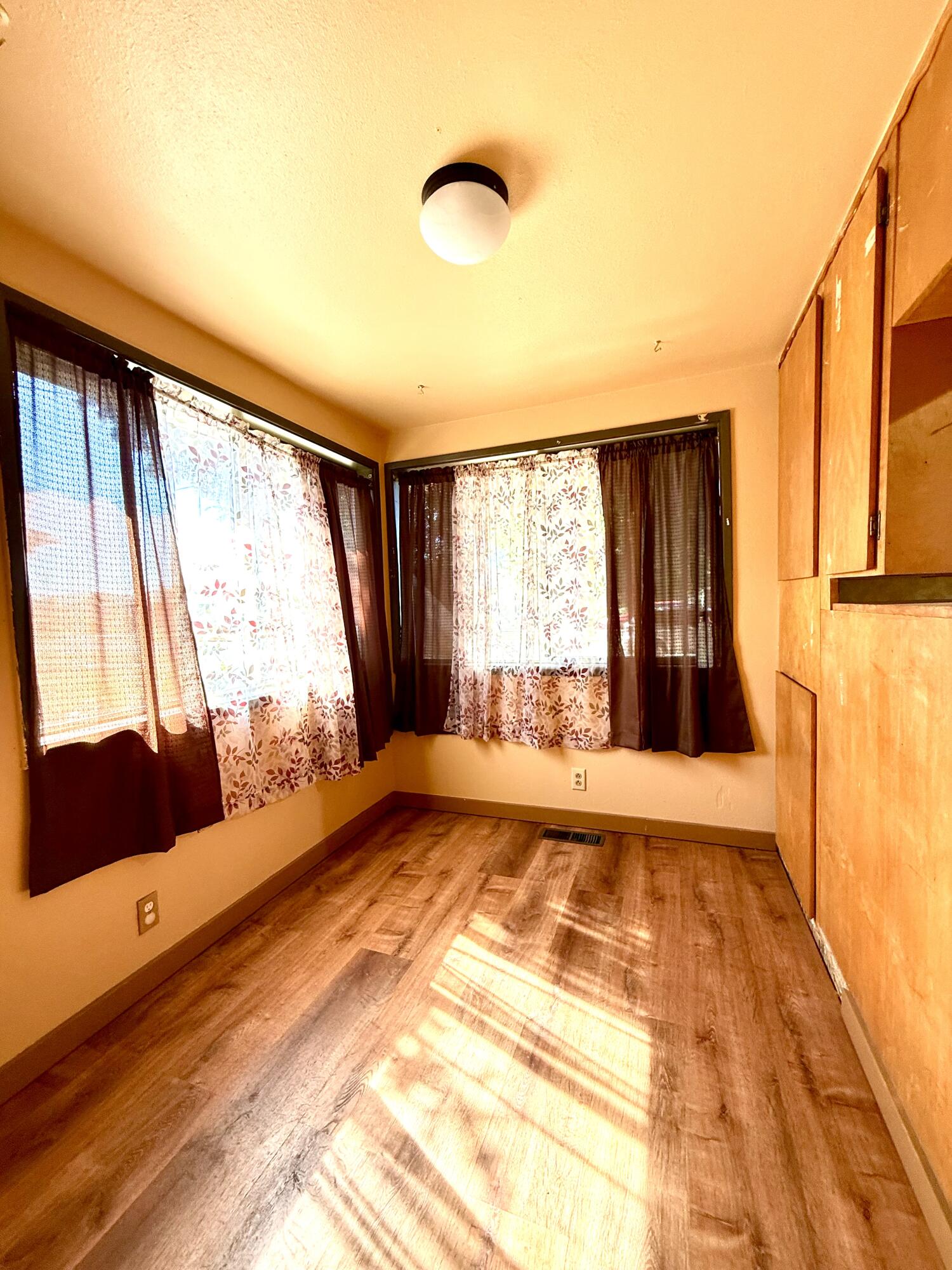 Klamath Falls -Mills Addition - Residential