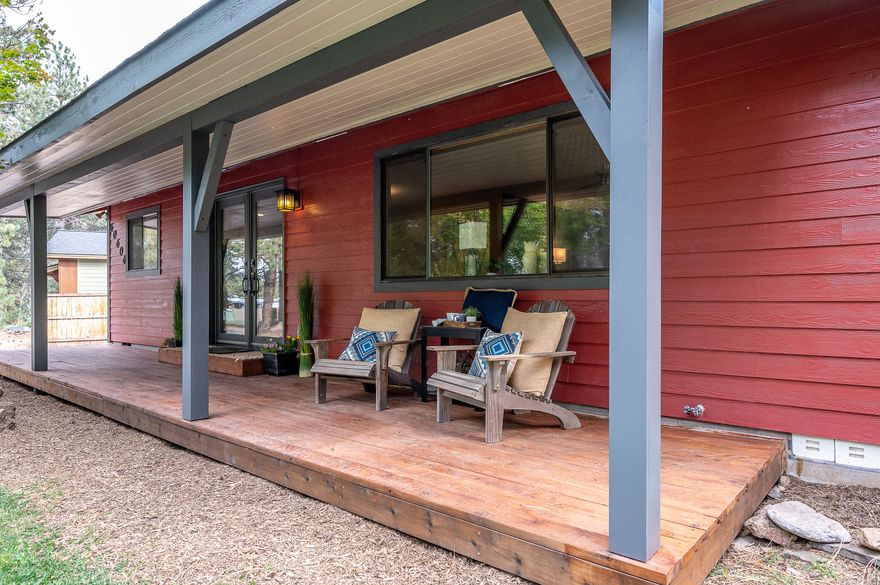 This single level ranch style home is nestled away on a quiet cul de sac just across the street for the scenic Deschutes River. Open kitchen and living room floor plan make for an inviting space complete with a cozy wood burning stove. Newer stainless steel appliances complement beautiful white cabinetry and natural hardwood floors in the kitchen. The beautiful level lot offers all the beauty of the mature central Oregon forest setting with plenty of space to park an RV and attached 2 car garage.