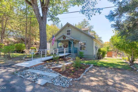 Photo of 340 7th Street, Rogue River, OR 97537 (MLS # 220226899)