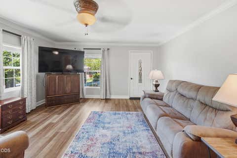 Tiny photo for 340 7th Street, Rogue River, OR 97537 (MLS # 220226899)
