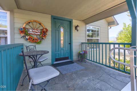 Tiny photo for 340 7th Street, Rogue River, OR 97537 (MLS # 220226899)