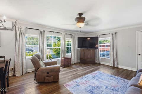 Tiny photo for 340 7th Street, Rogue River, OR 97537 (MLS # 220226899)