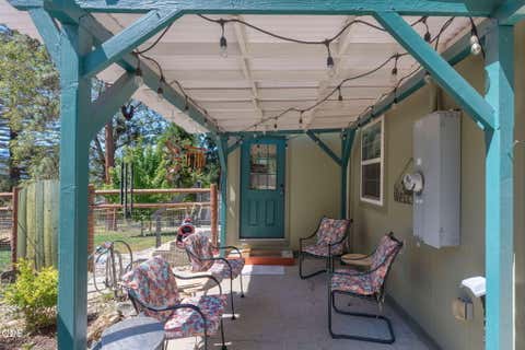 Tiny photo for 340 7th Street, Rogue River, OR 97537 (MLS # 220226899)