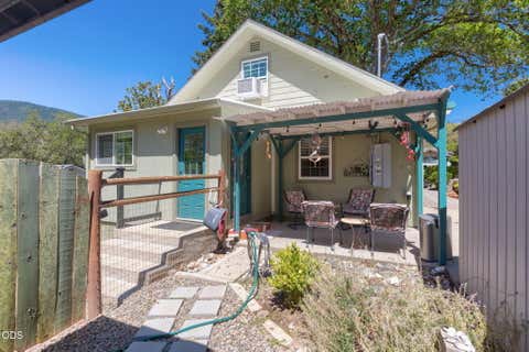 Tiny photo for 340 7th Street, Rogue River, OR 97537 (MLS # 220226899)