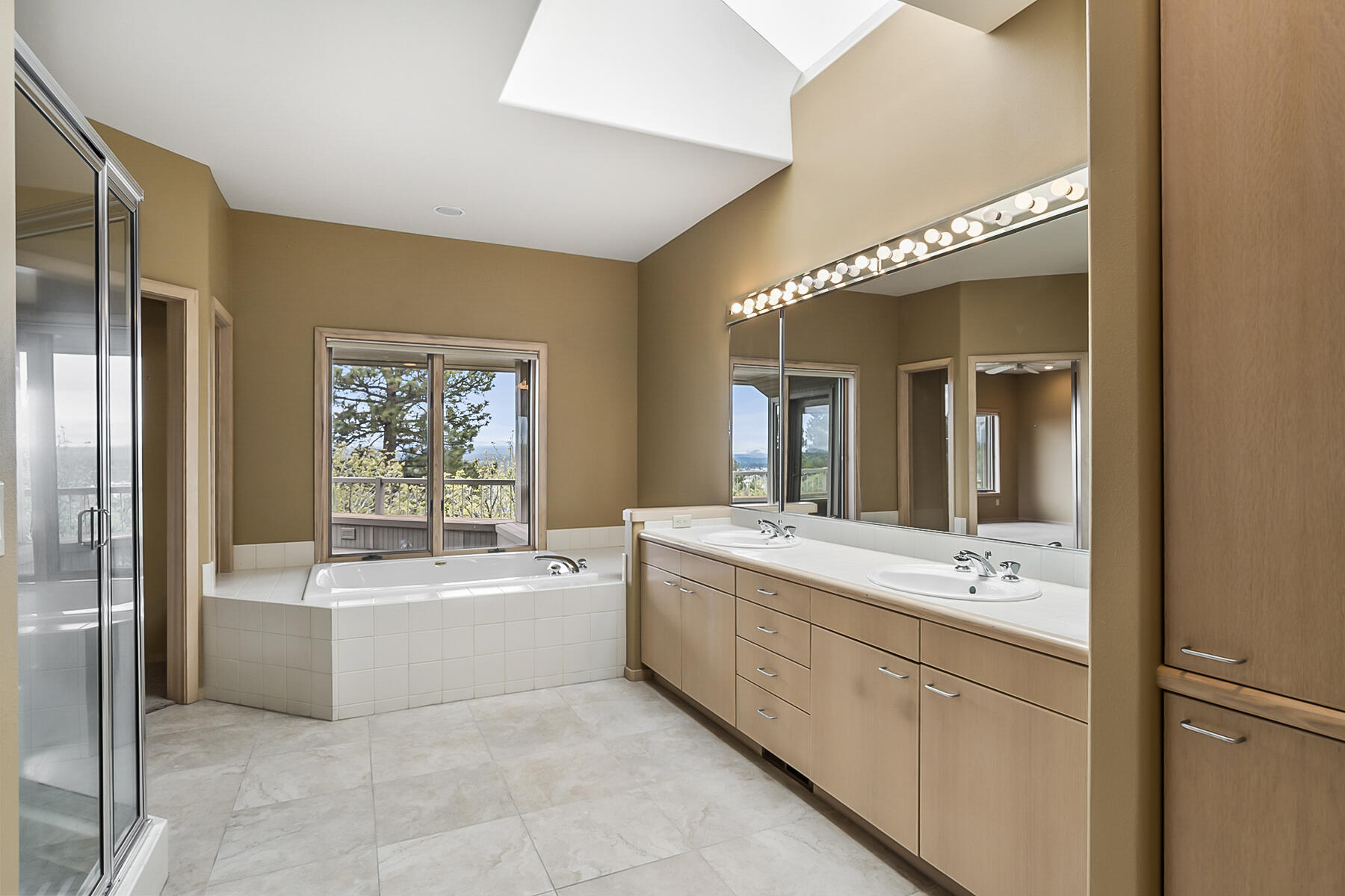 Hillside Park - Residential