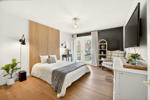 Tiny photo for 3320 N Foothill Road, Medford, OR 97504 (MLS # 220215142)